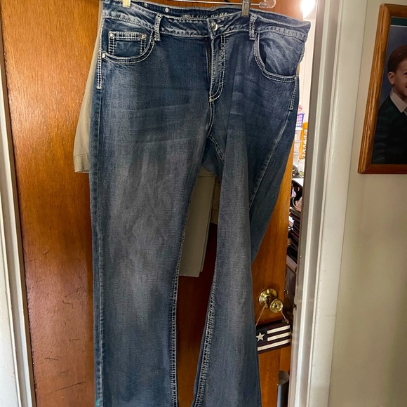 live hard Denim - Live hard women’s jeans in a size 20